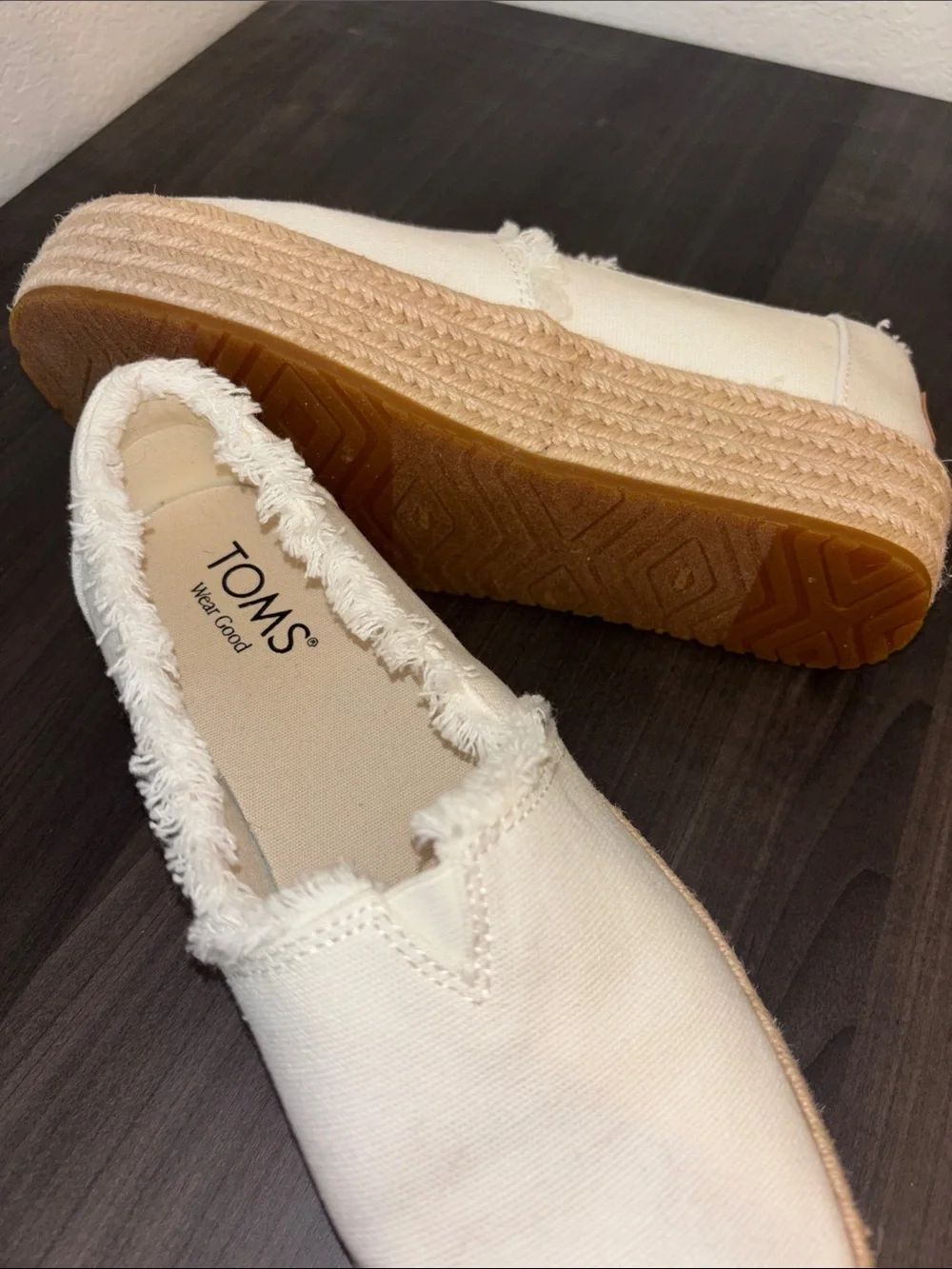 NWOT TOMS Valencia Platform Espadrille Slip-On Women’s US Size 7.5